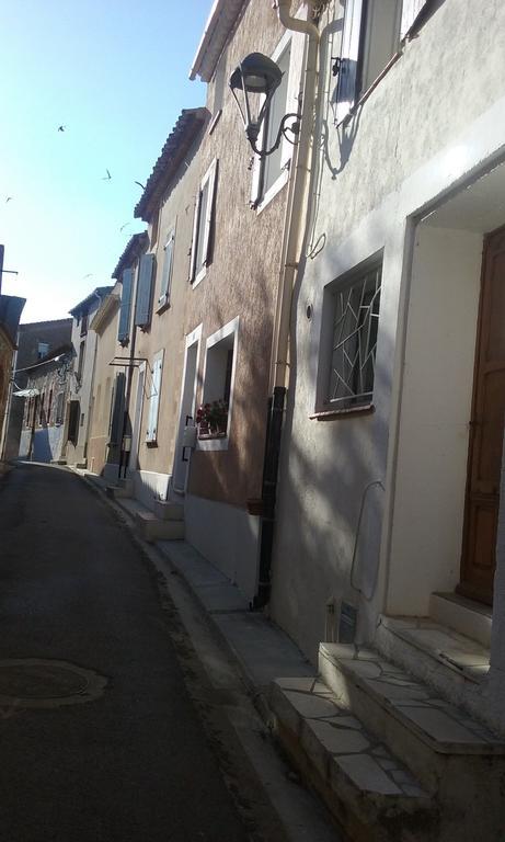 Le Gite Des Remparts Villa Ginestas Exterior photo